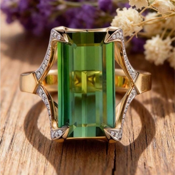Gold Ring with Green Emerald-Cut Stone and Pavé Accents - Picture 2 of 4